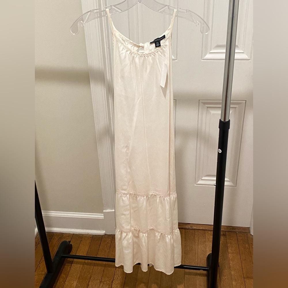 Saks Fifth Avenue soft pink/cream dress